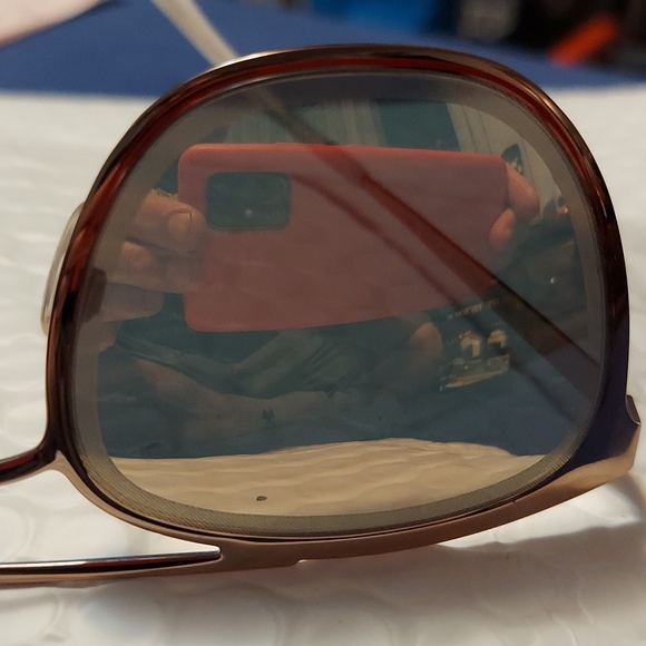 Armani Gold Metal Sunglasses w/ Case - Picture 6 of 12